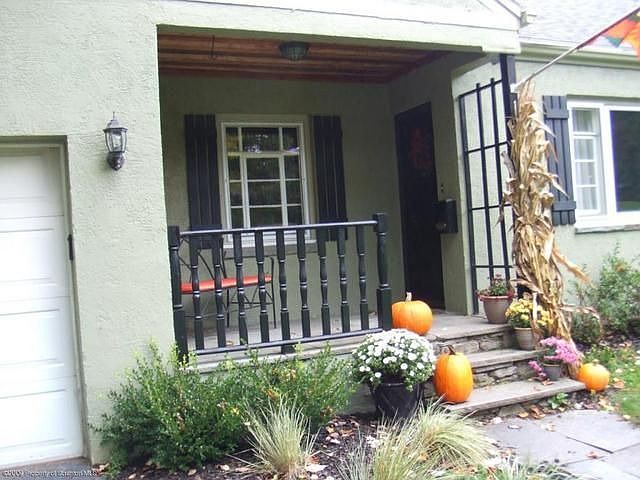 2nd image of 119 Pequest Dr