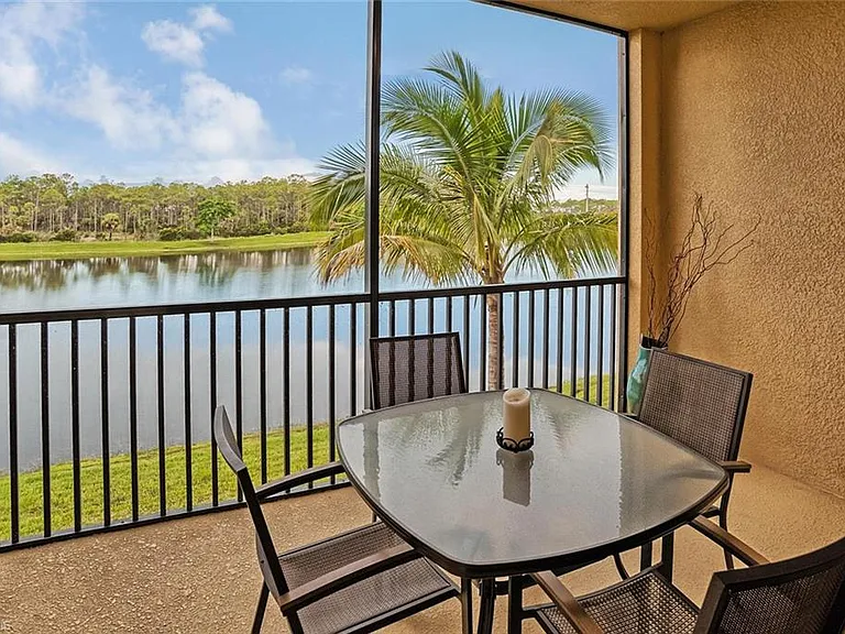 9727 Acqua Ct #425 — Photo 1