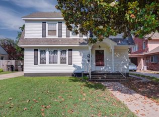 1223 N A St, Arkansas City, KS 67005