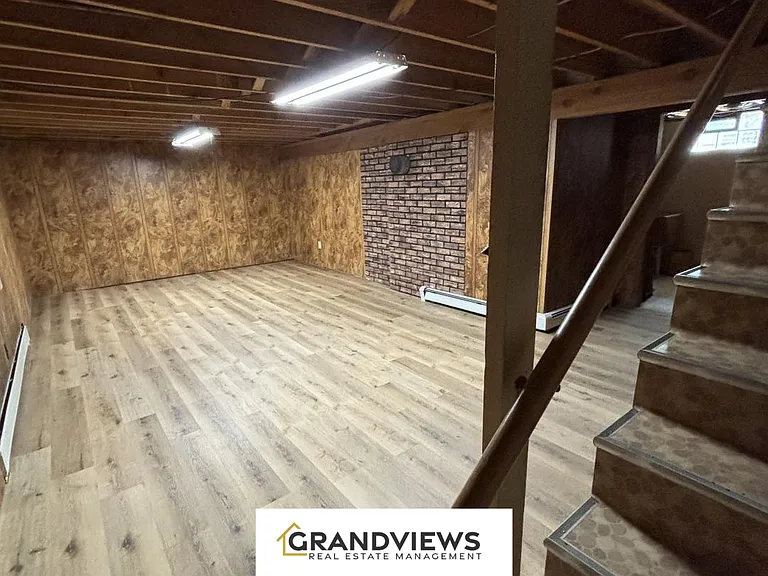 611 Birch St — Photo 14