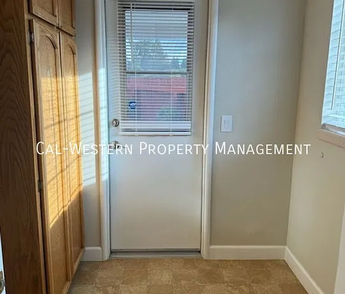 721 Ardis Ave — Photo 15