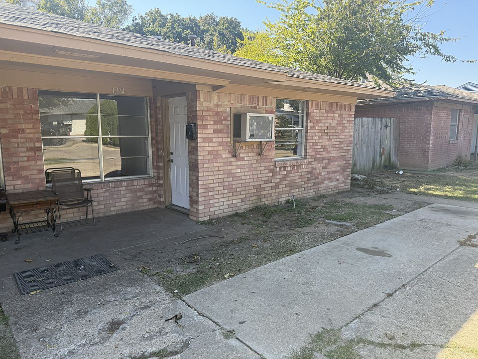 2nd image of 1234 Belew St