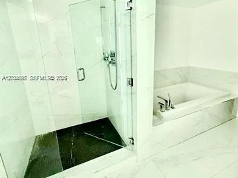 400 Sunny Isles Blvd #817 — Photo 16
