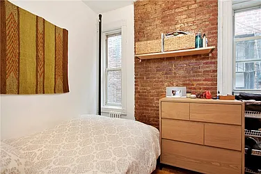 Rented by LJ Sloane Management