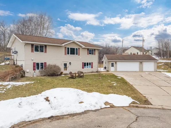 104 Northwest Ave, Bovey, MN 55709