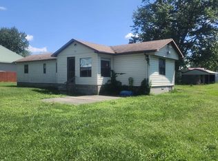 521 S Myra St, Worthington, IN 47471