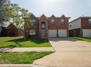3925 Cane River Rd, Fort Worth, TX 76244
