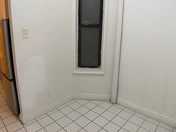 4th image of 210 E 38th St APT 2G3