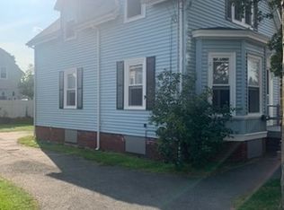 16 Ocean Cir, Lynn, MA 01902