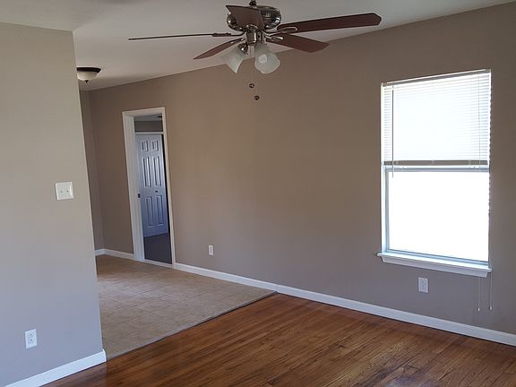 4th image of 134 Overhill Dr