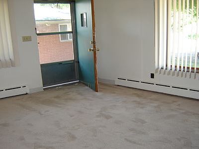 2nd image of 1019 Arbordale St APT 8