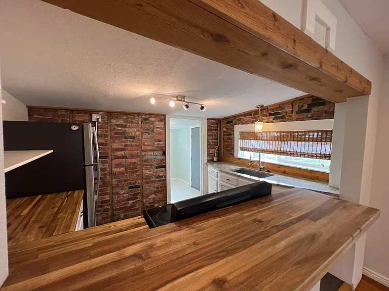 5044 N Lincoln St — Photo 10