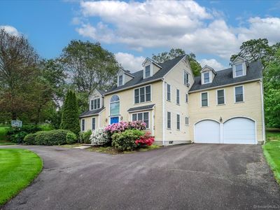 93 Putting Green Road North, Trumbull, CT, 06611