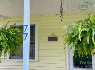 77 Fair Oaks Rd, Arden, NC 28704