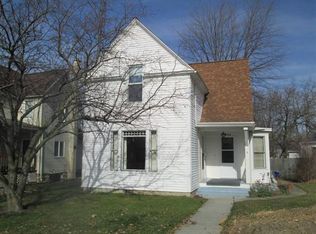 1220 Napoleon St, Fremont, OH 43420