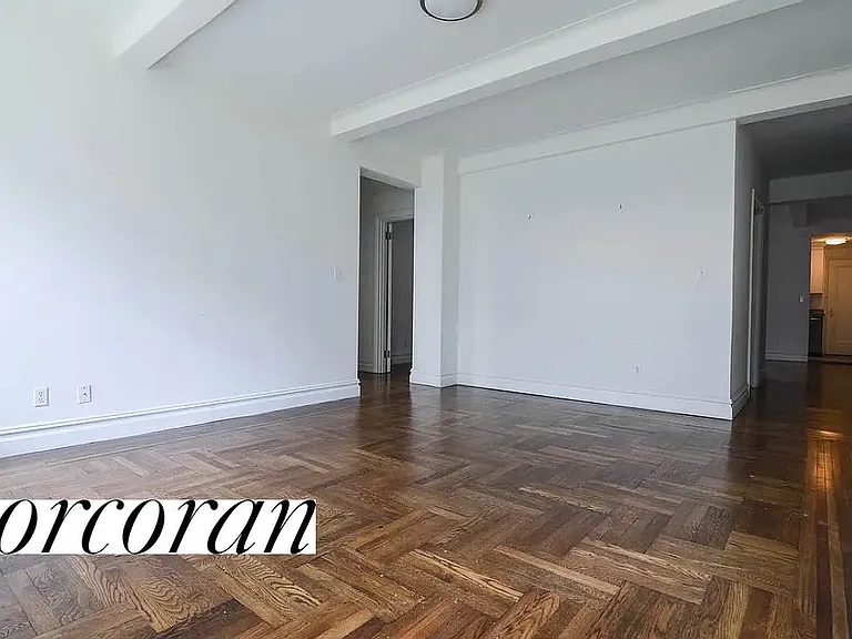 25 W 68th St #3F — Photo 3