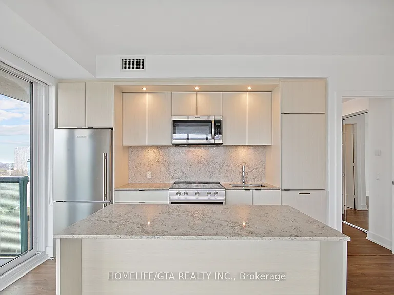 30 Inn On The Park Dr #2104 — Photo 11