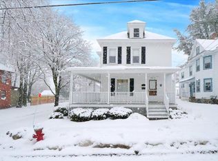 36 Henry St, Burlington, VT 05401