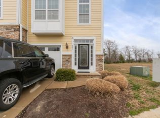 201 Monroe Point Dr, Colonial Beach, VA 22443