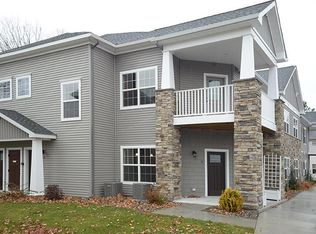 8 Marions Way, Mechanicville, NY 12118