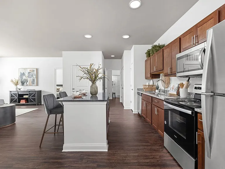 Union Club Apartments — Photo 5