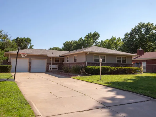 3329 W 16th St N, Wichita, KS 67203