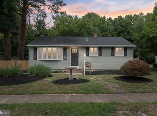 729 Aston Martin Dr, Lindenwold, NJ 08021