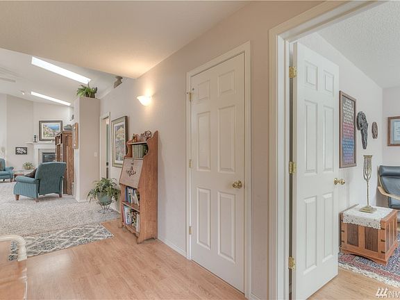 3rd image of 2627 Boulevard Park Ct SE