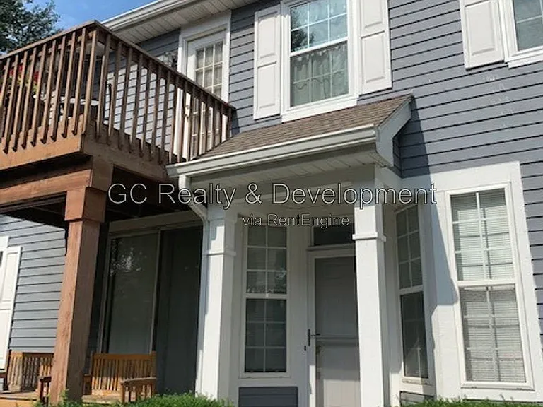 159 Shorewood Dr — Photo 2