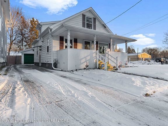 5th image of 814 W Barnes Ave
