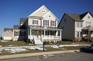 1st image of 738 Idlewyld Dr