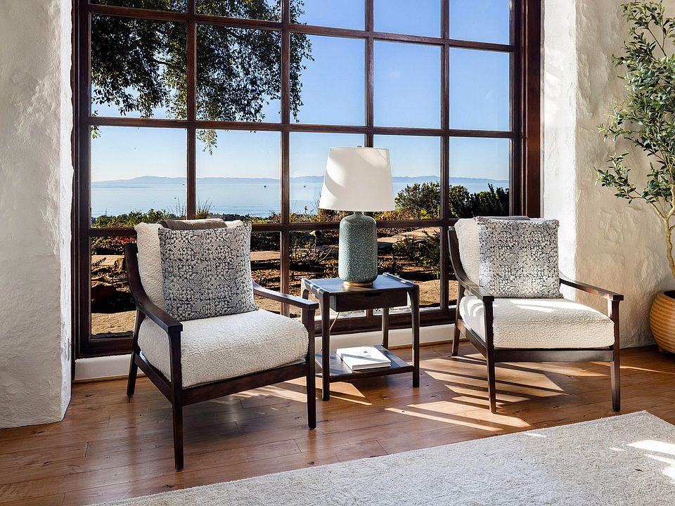 1st image of 439 Lambert Rd