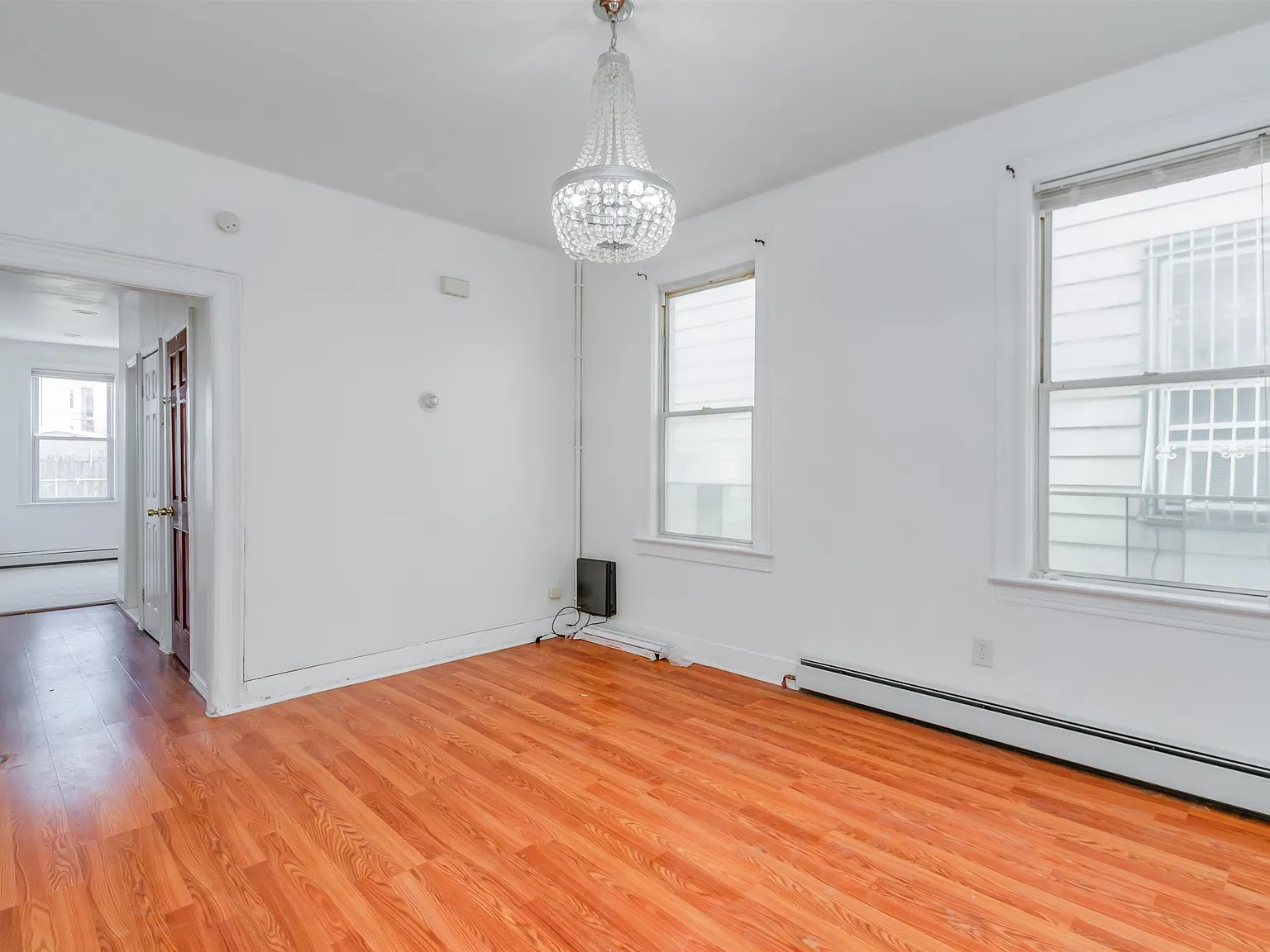 3 bed, 1.0 bath, $2,175 — Photo 3