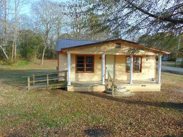 204 4th St NW, Arab, AL 35016