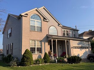 1604 Grand Highlands Dr, Plainfield, IL 60586