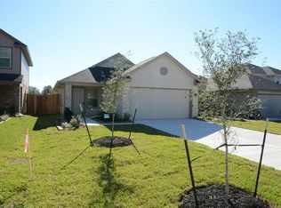 1319 Winding Willow Dr, Pinehurst, TX 77362