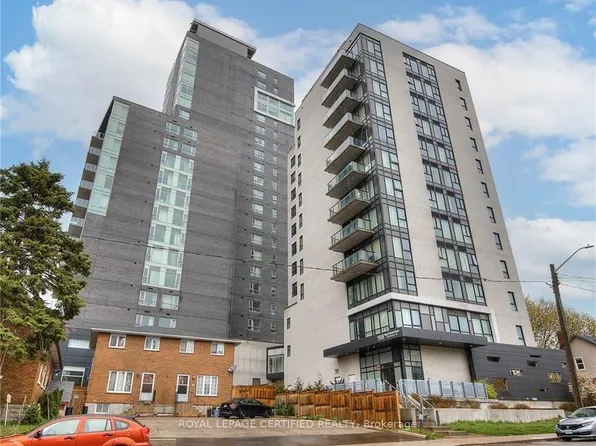 160 King St N #901, Waterloo, ON N2J 0E5