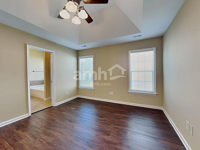 2430 Joshua Ln — Photo 9