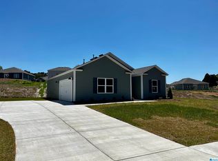 1054 Archers Trl N, Springville, AL 35146