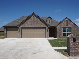 7505 E 82nd St N, Owasso, OK 74055