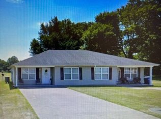 2278 Greenville Rd, Hopkinsville, KY 42240