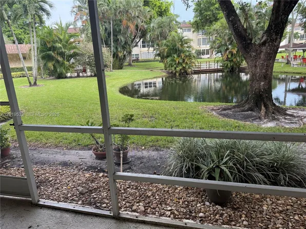 5131 W Oakland Park Blvd #106, Fort Lauderdale, FL 33313