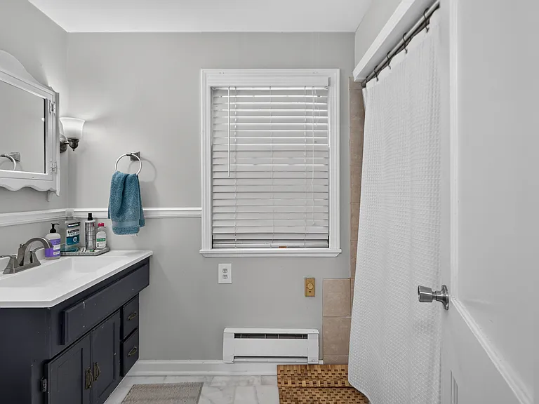 7237 Roe Ave — Photo 18