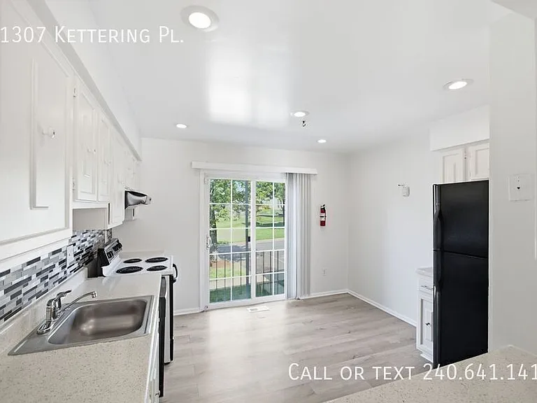 11307 Kettering Pl — Photo 10