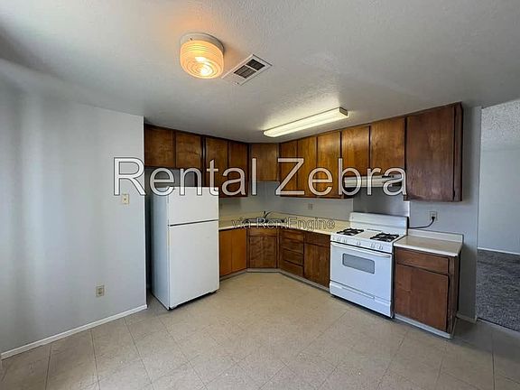 4th image of 63 Skylark Ct