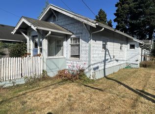 2116 10th St, Tillamook, OR