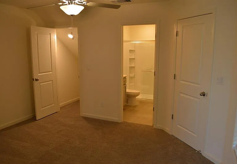 2287 Owens Ct #2 — Photo 8