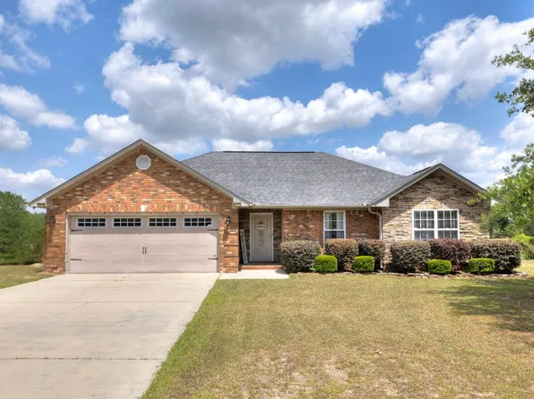 2565 Stirrup Ln, Dalzell, SC 29040