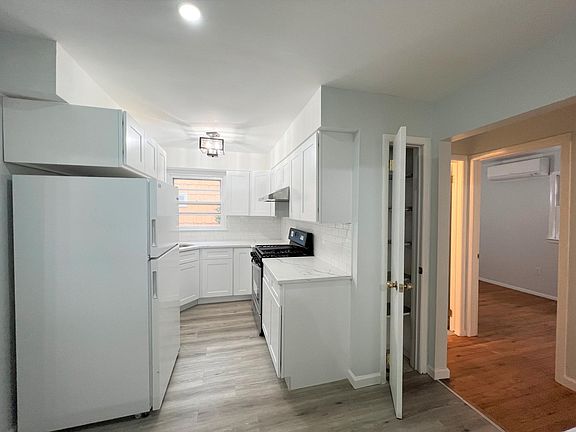 3rd image of 70 Harvey Ave #A