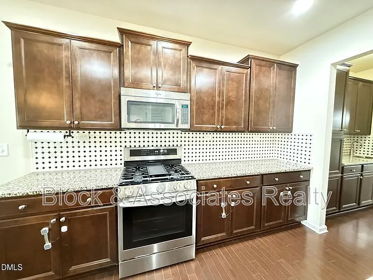 1017 Magnolia Blossom Ln — Photo 7